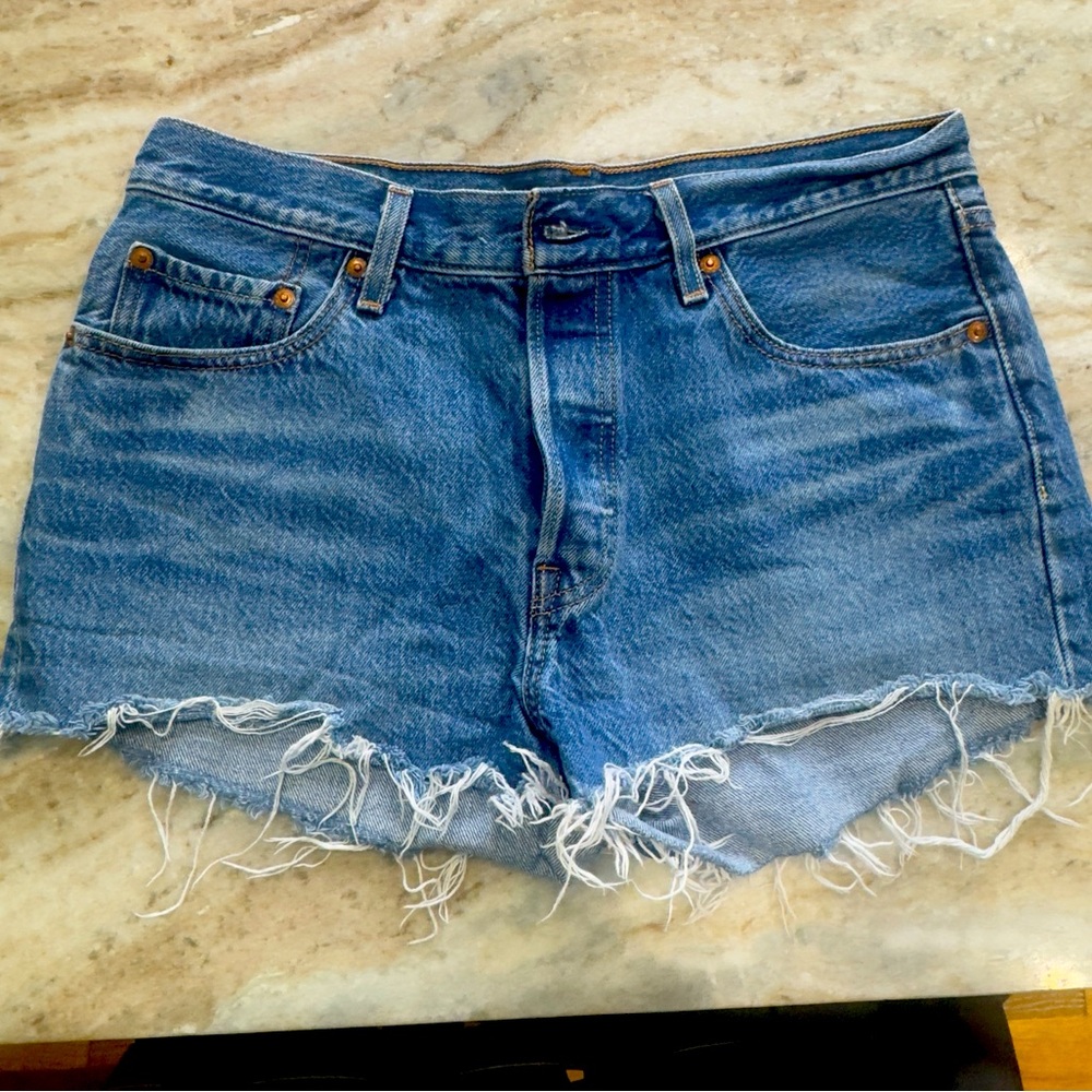 501 short